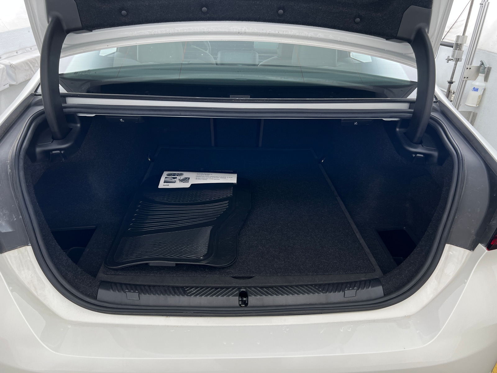 Thumbnail: 2024 BMW 5 Series - 6