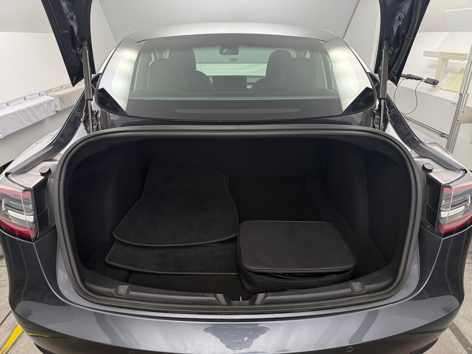 Thumbnail: 2018 Tesla Model 3 - 6