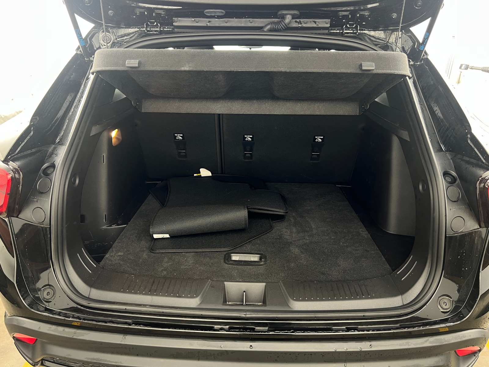 Thumbnail: 2025 Chevrolet Trax - 6