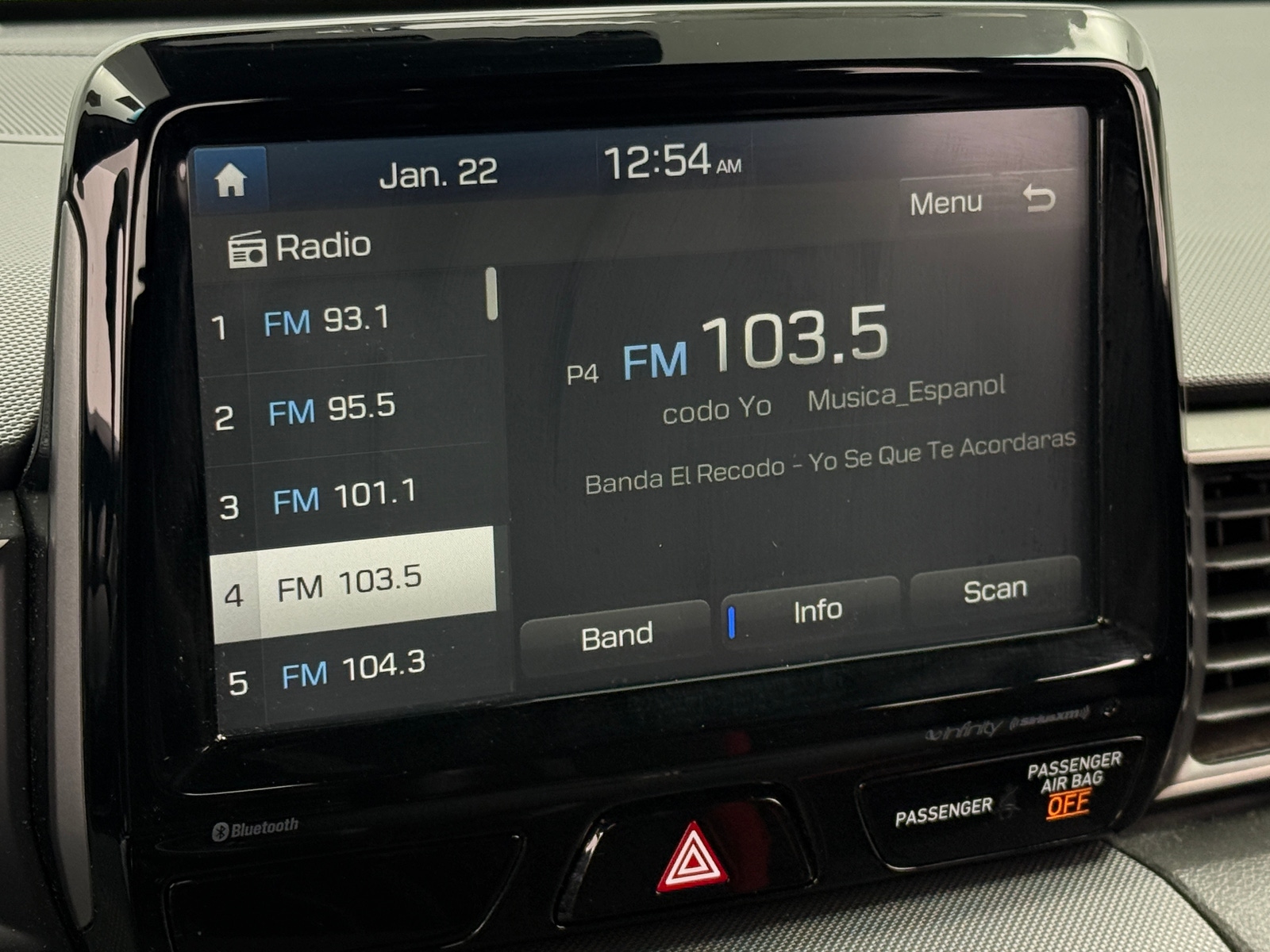 Thumbnail: 2020 Hyundai Veloster - 2