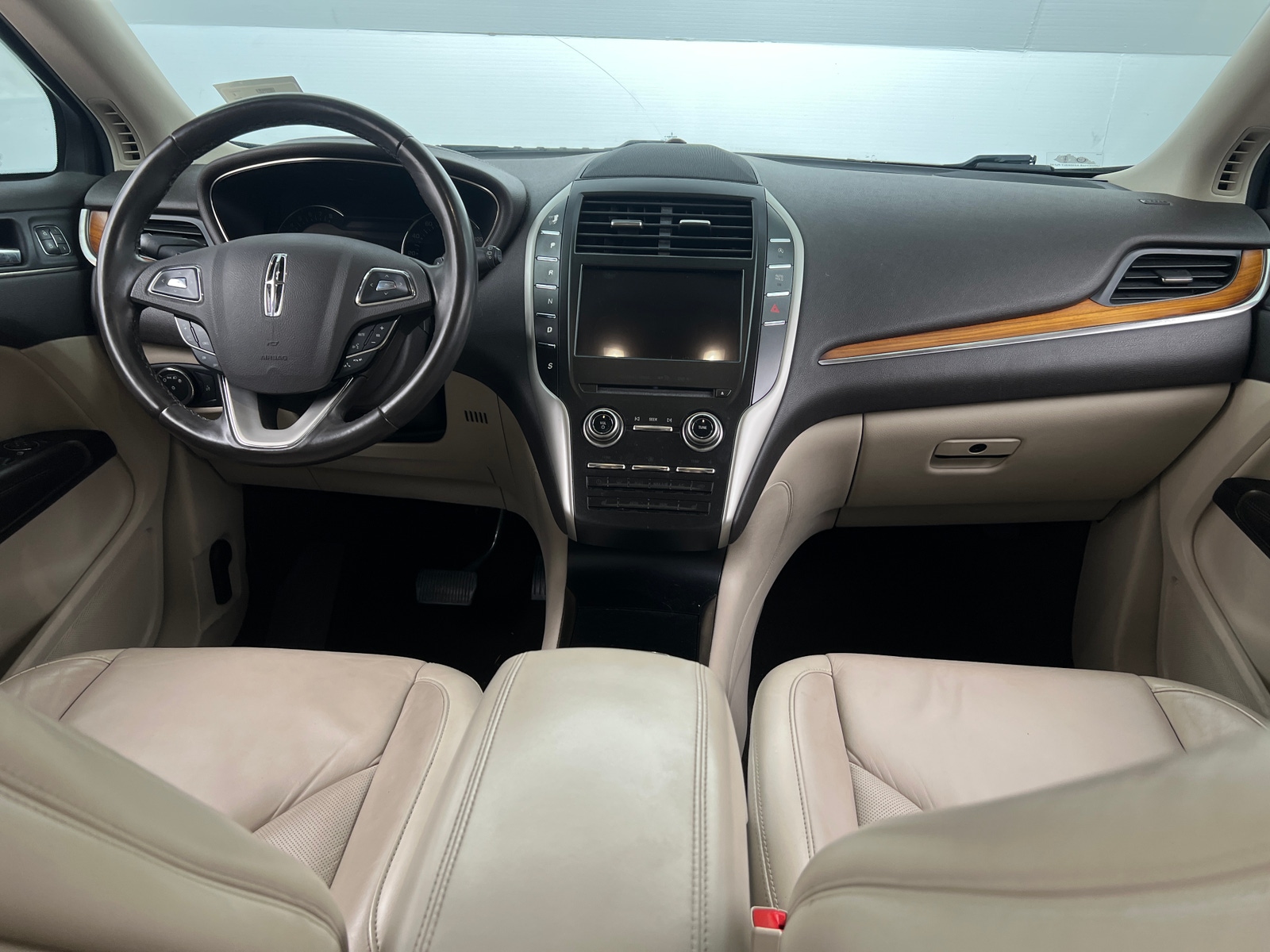 Thumbnail: 2019 Lincoln MKC - 2