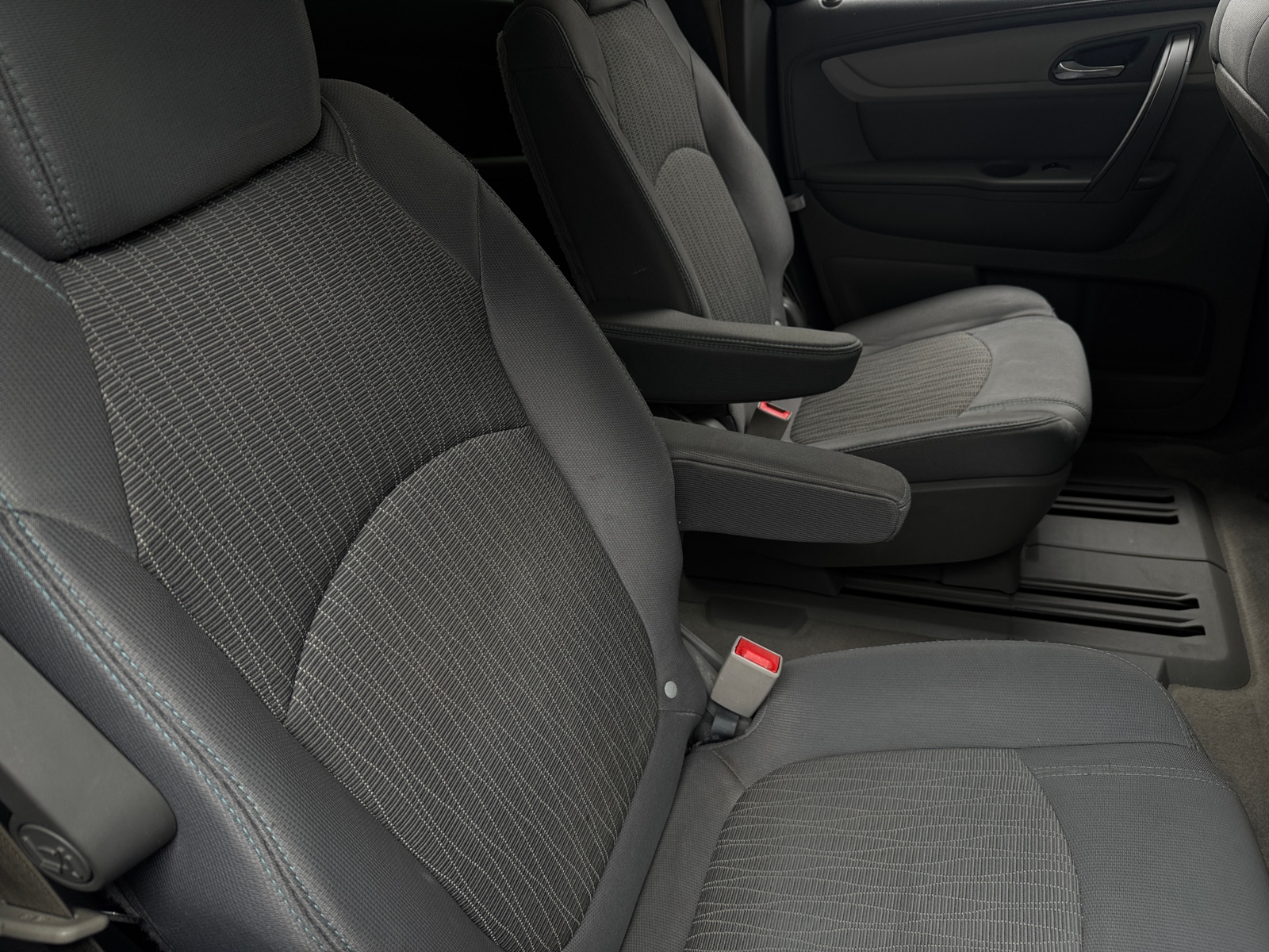 Thumbnail: 2015 Chevrolet Traverse - 6