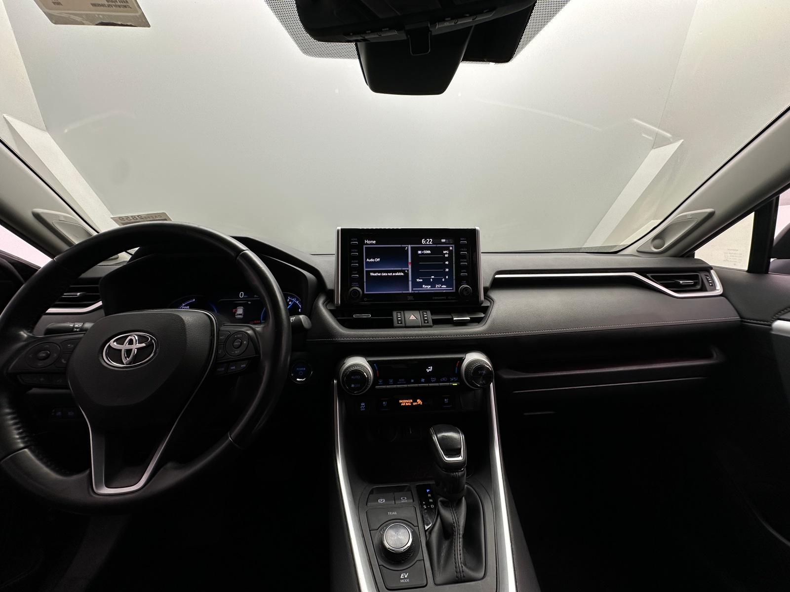 Thumbnail: 2020 Toyota RAV4 - 2