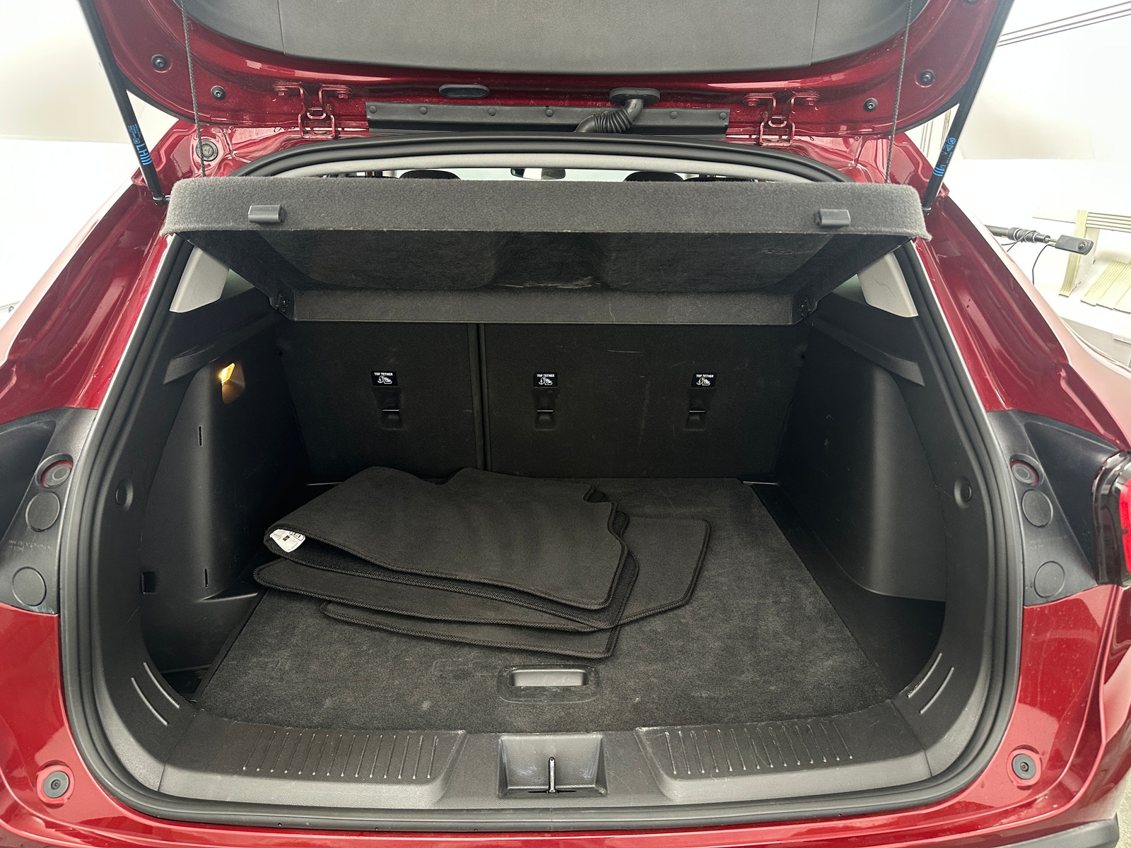 Thumbnail: 2025 Chevrolet Trax - 7