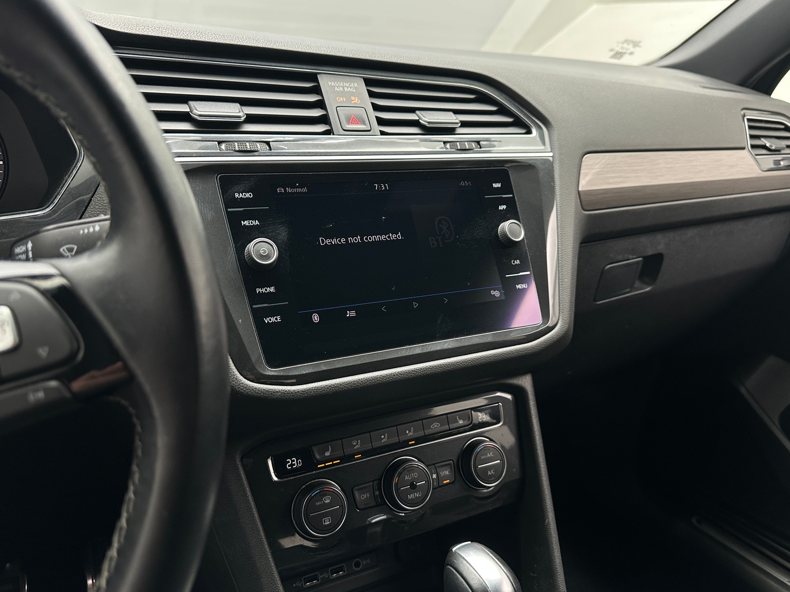 Thumbnail: 2019 Volkswagen Tiguan - 3