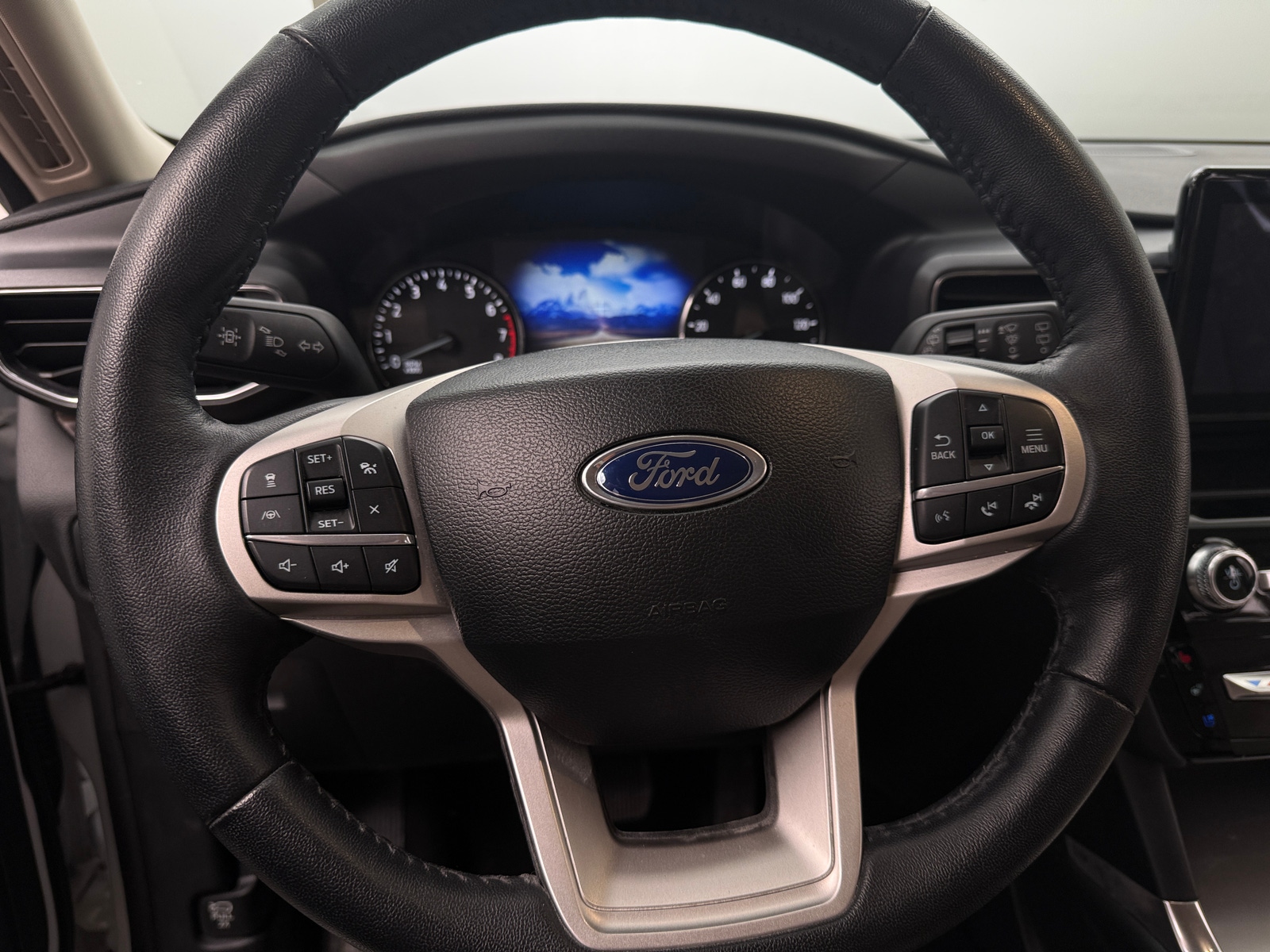 Thumbnail: 2024 Ford Explorer - 4