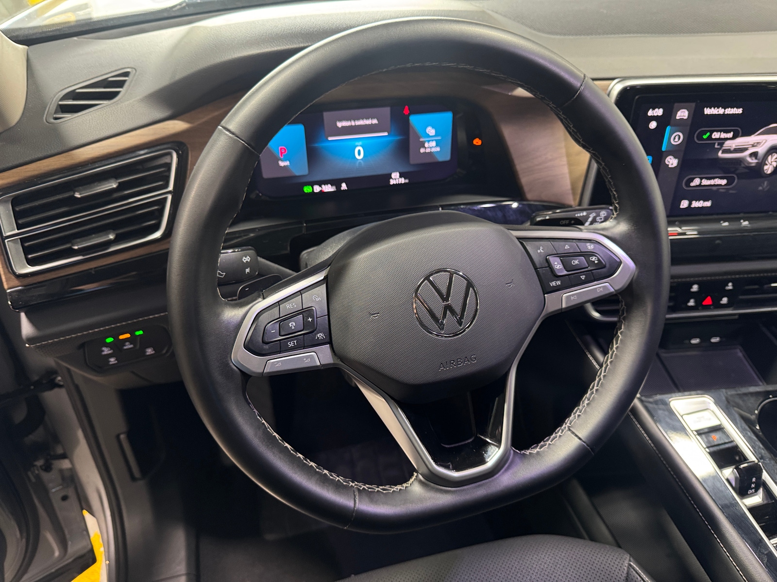 Thumbnail: 2024 Volkswagen Atlas - 4