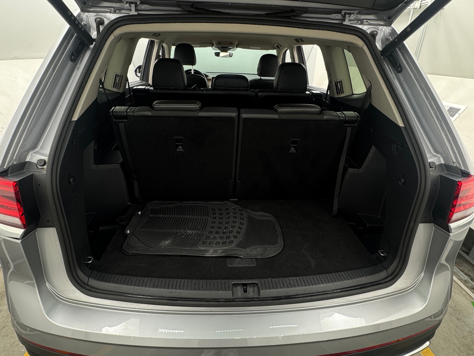 Thumbnail: 2024 Volkswagen Atlas - 6