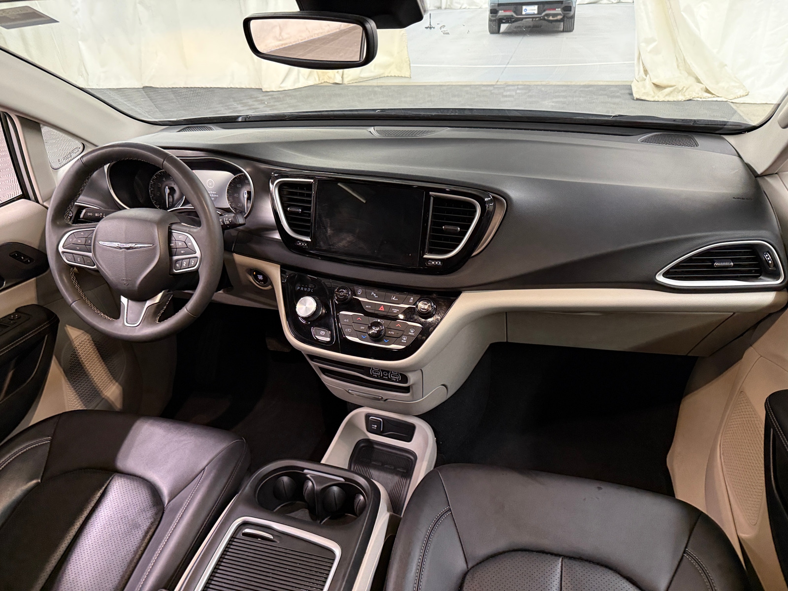 Thumbnail: 2024 Chrysler Pacifica - 2