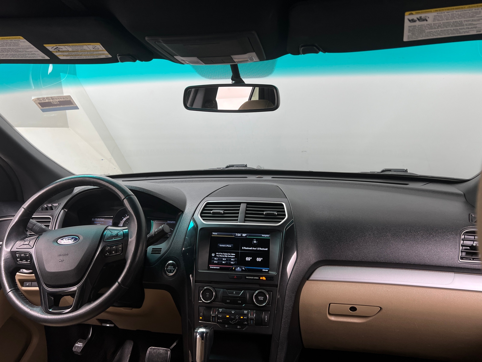 Thumbnail: 2016 Ford Explorer - 3