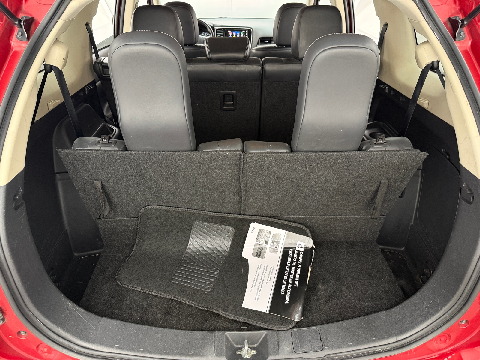 Thumbnail: 2019 Mitsubishi Outlander - 7