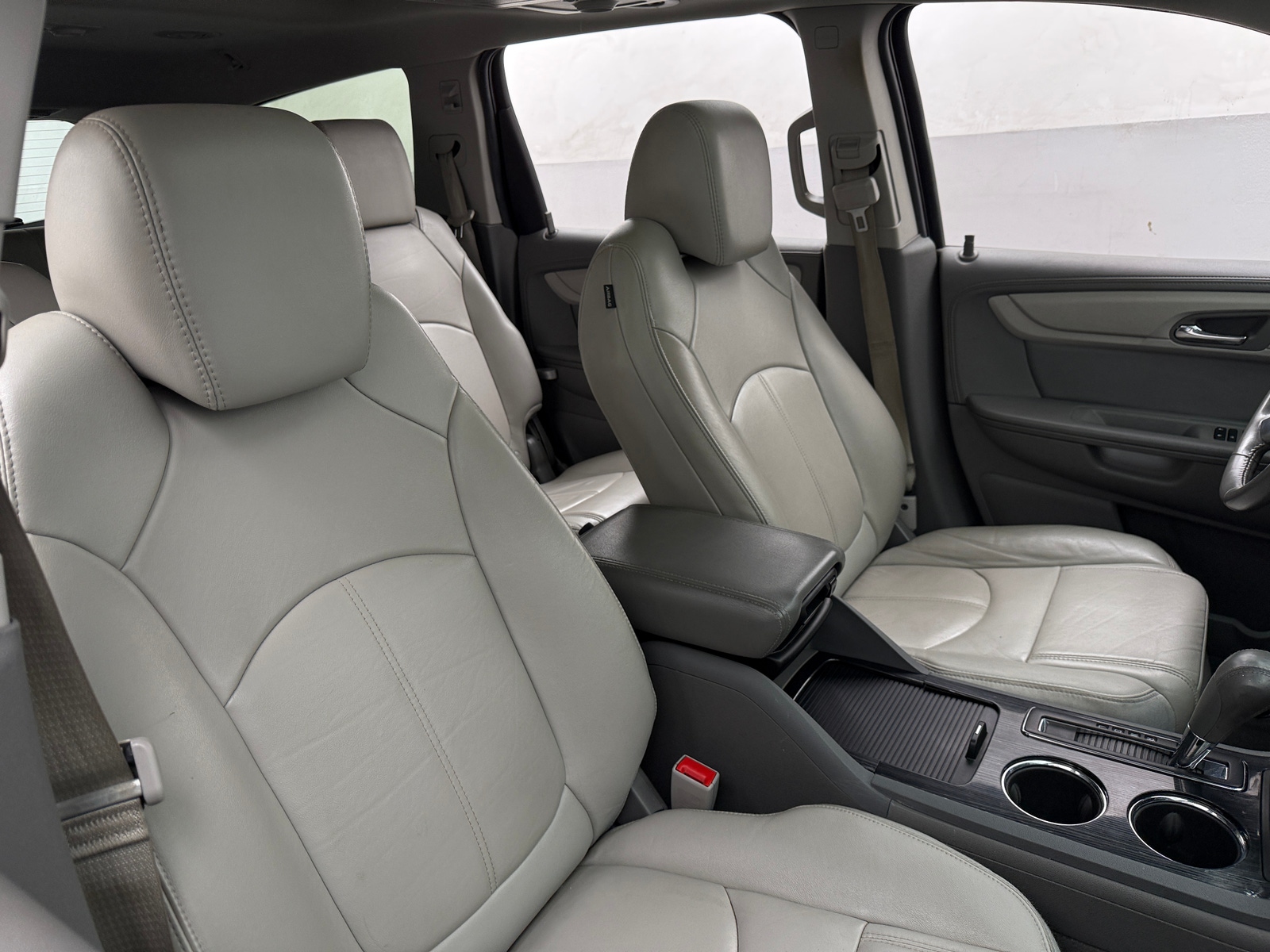 Thumbnail: 2017 Chevrolet Traverse - 2