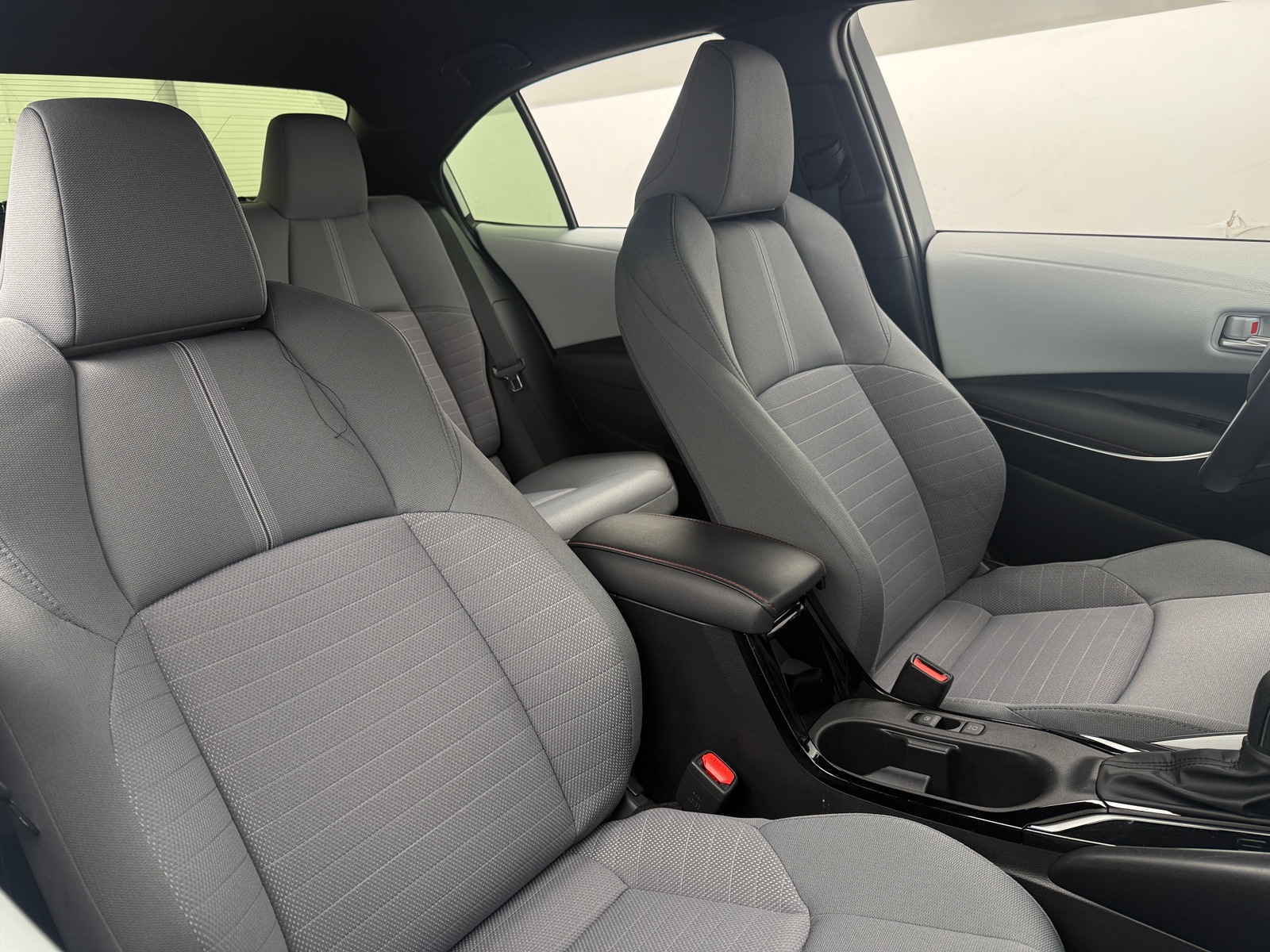 Thumbnail: 2025 Toyota Corolla - 2