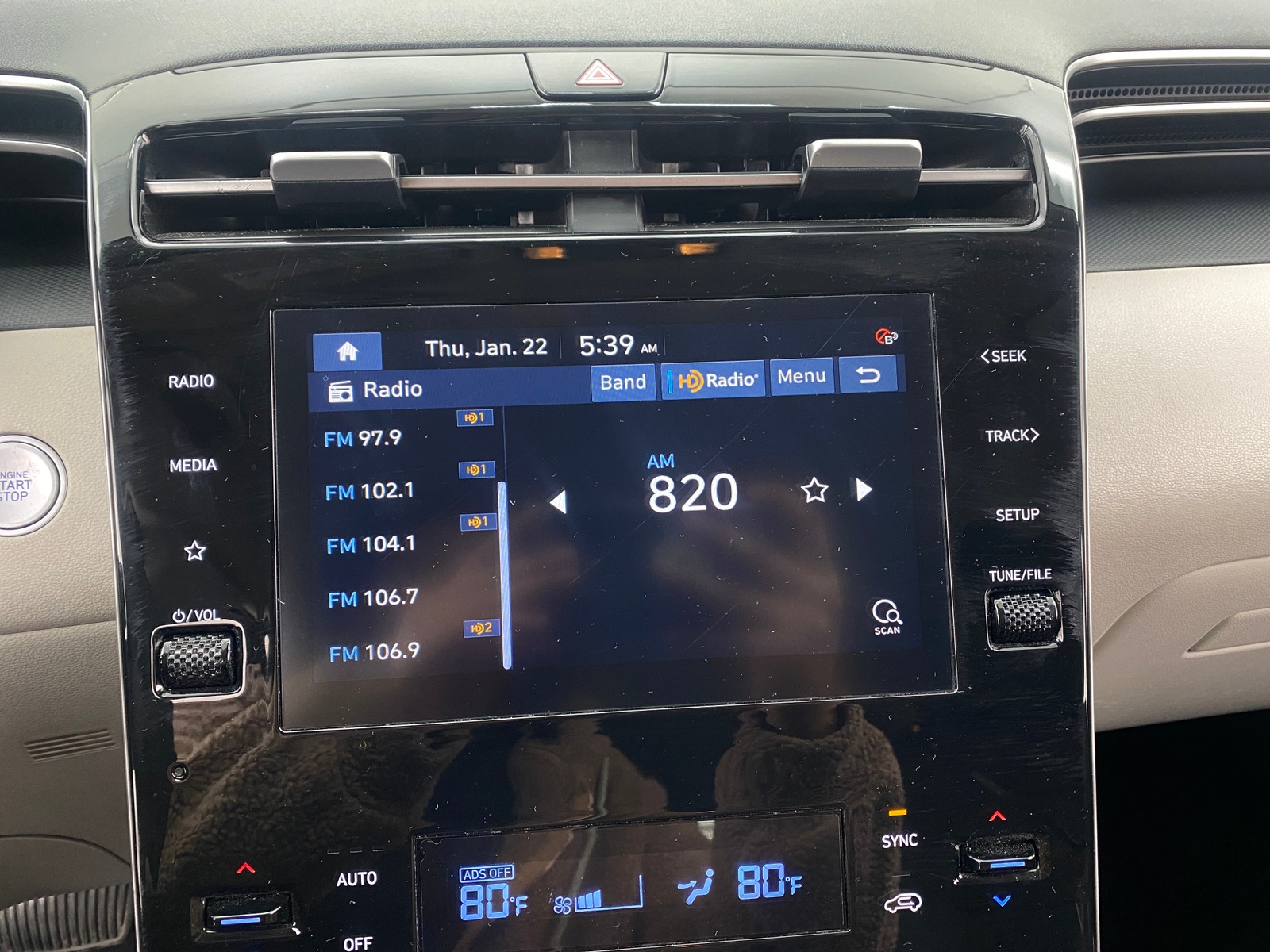 Thumbnail: 2024 Hyundai Tucson - 4