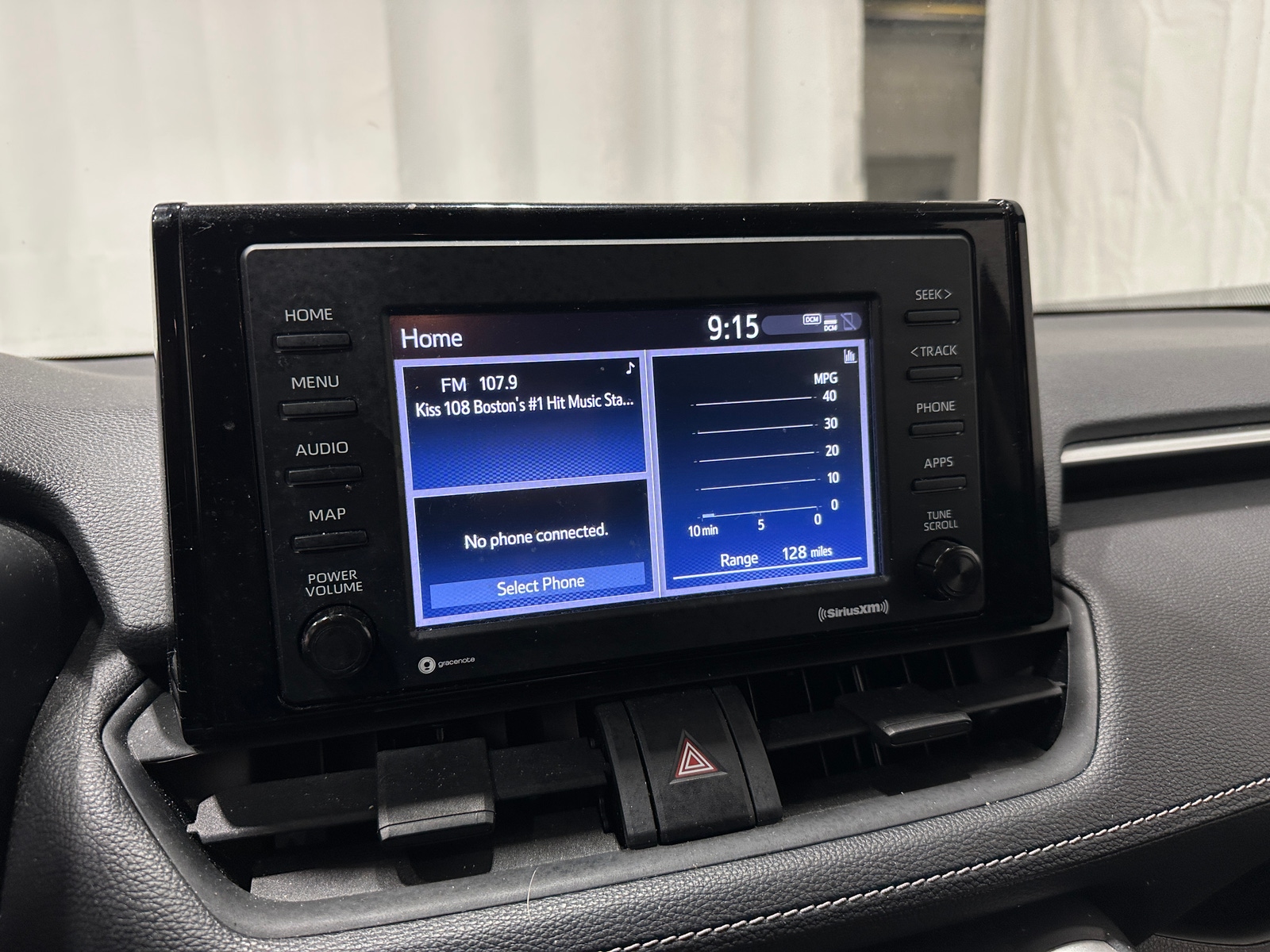 Thumbnail: 2021 Toyota RAV4 - 4