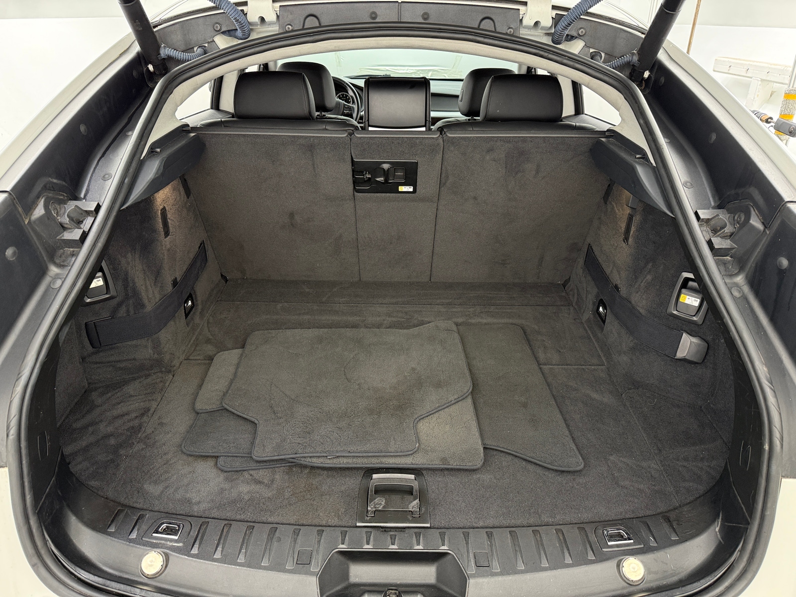 Thumbnail: 2015 BMW 5 Series - 6