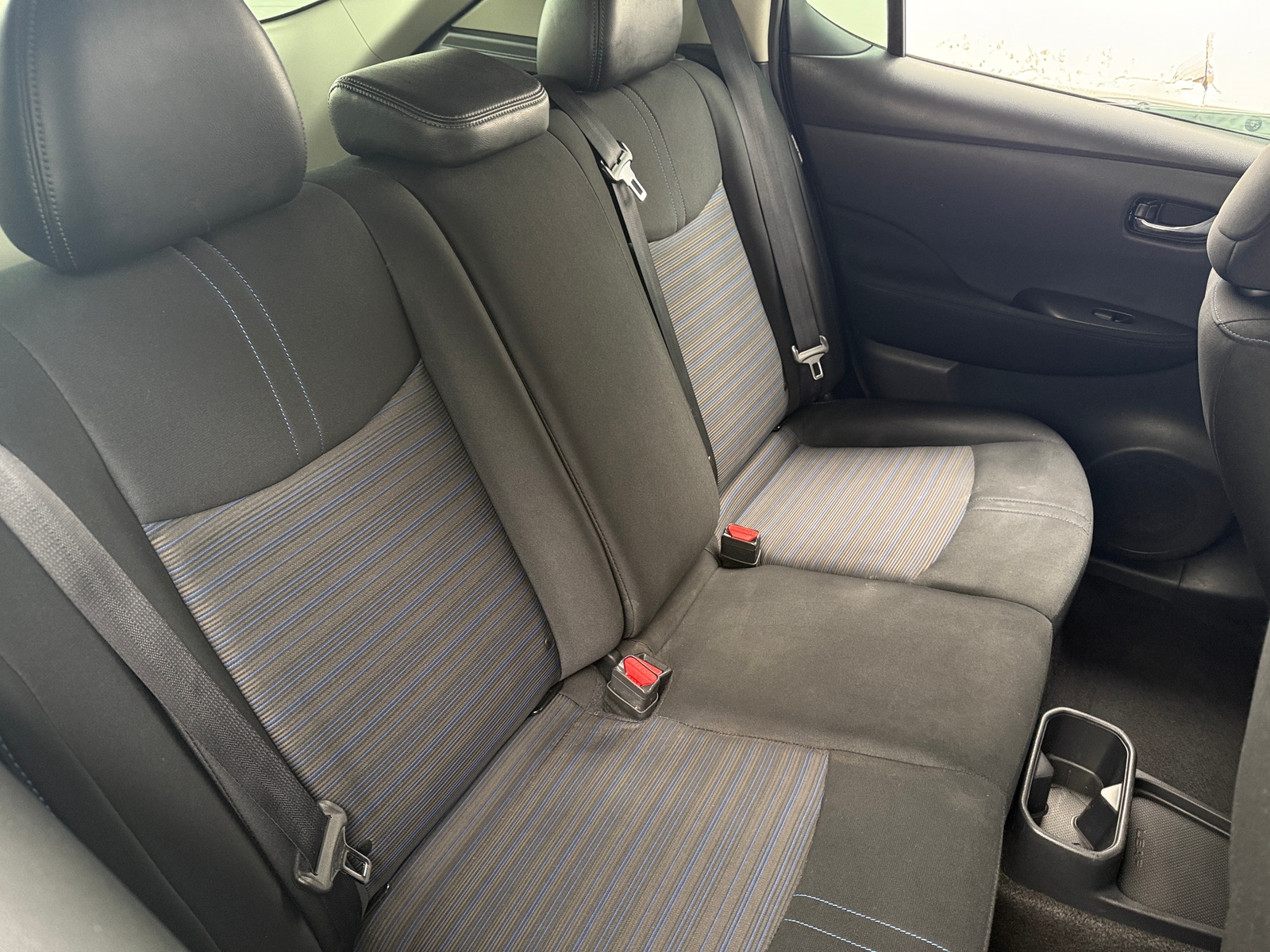 Thumbnail: 2023 Nissan Leaf - 6