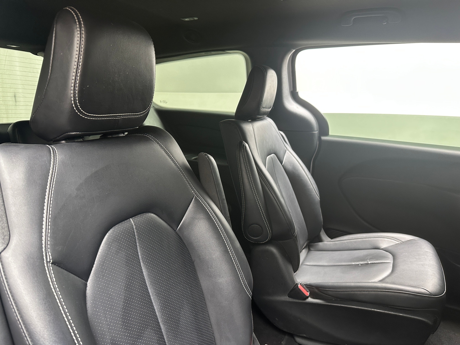 Thumbnail: 2024 Chrysler Pacifica - 5