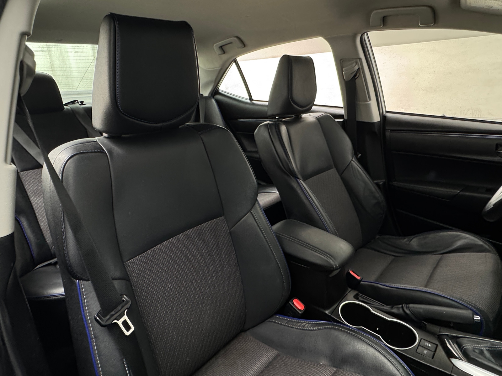 Thumbnail: 2018 Toyota Corolla - 2