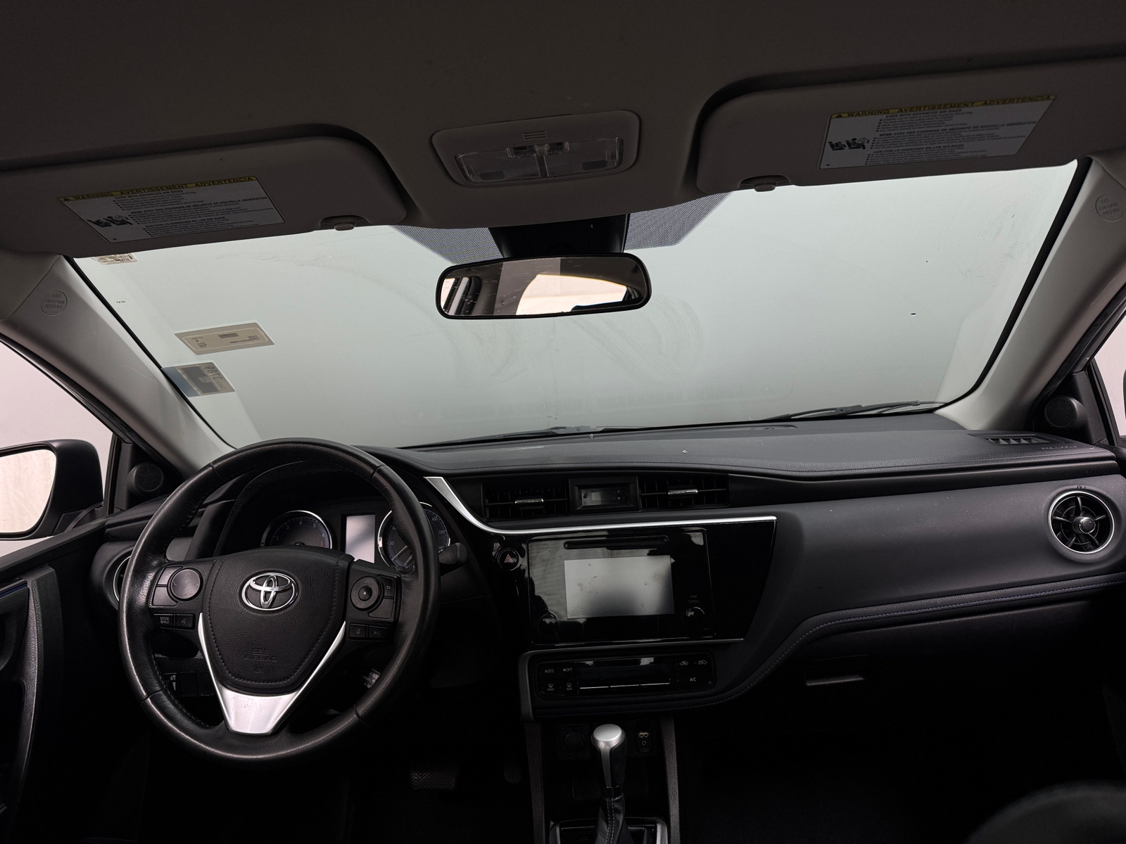 Thumbnail: 2018 Toyota Corolla - 3