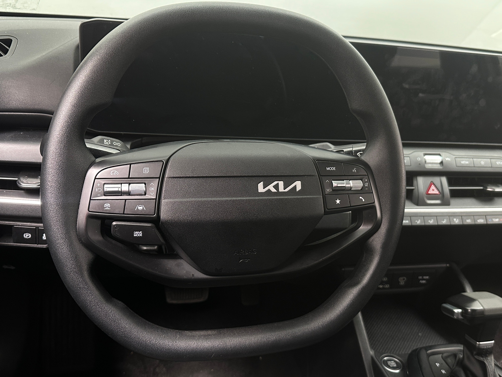 Thumbnail: 2025 Kia K4 - 5