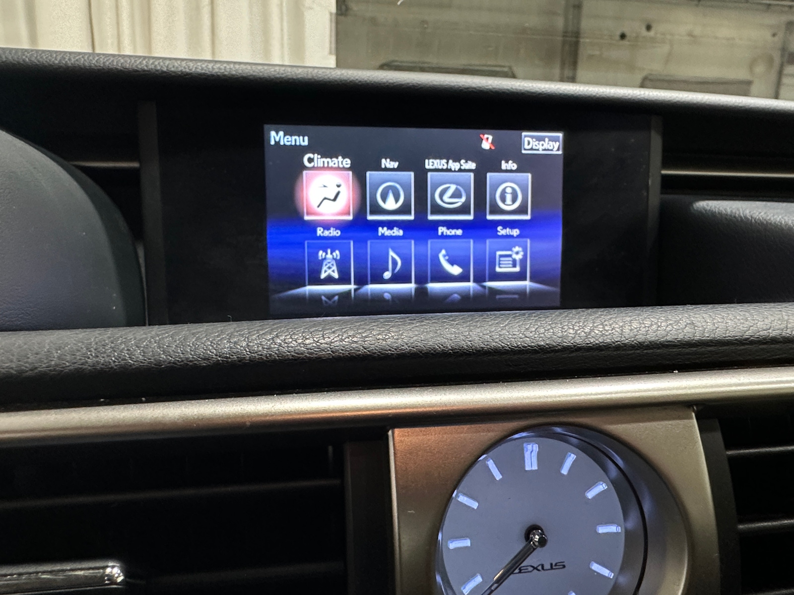 Thumbnail: 2015 Lexus IS - 3