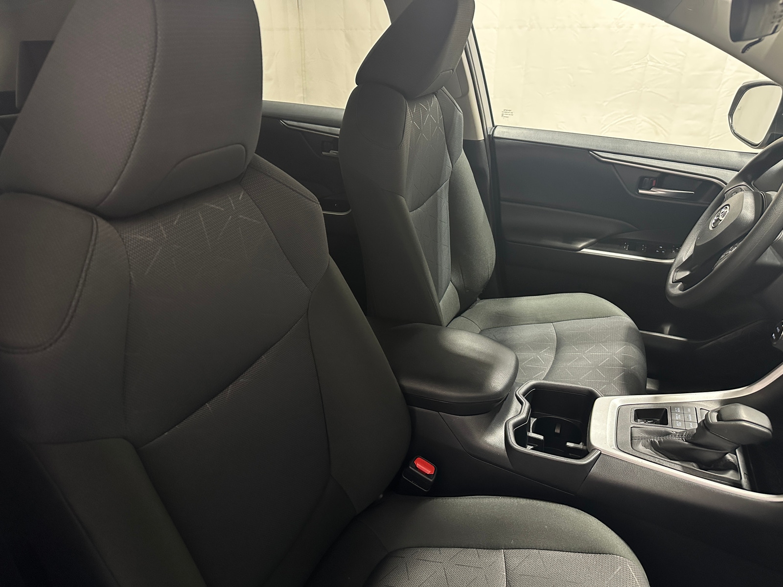 Thumbnail: 2025 Toyota RAV4 - 2