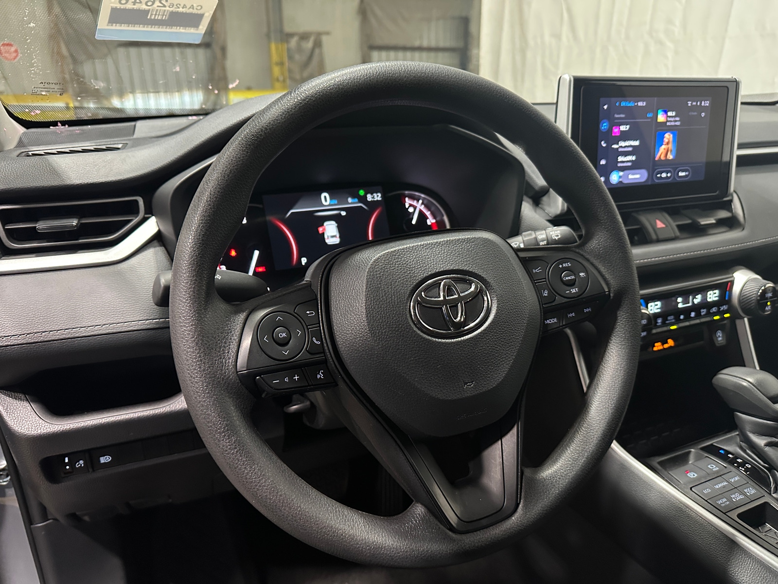 Thumbnail: 2025 Toyota RAV4 - 5