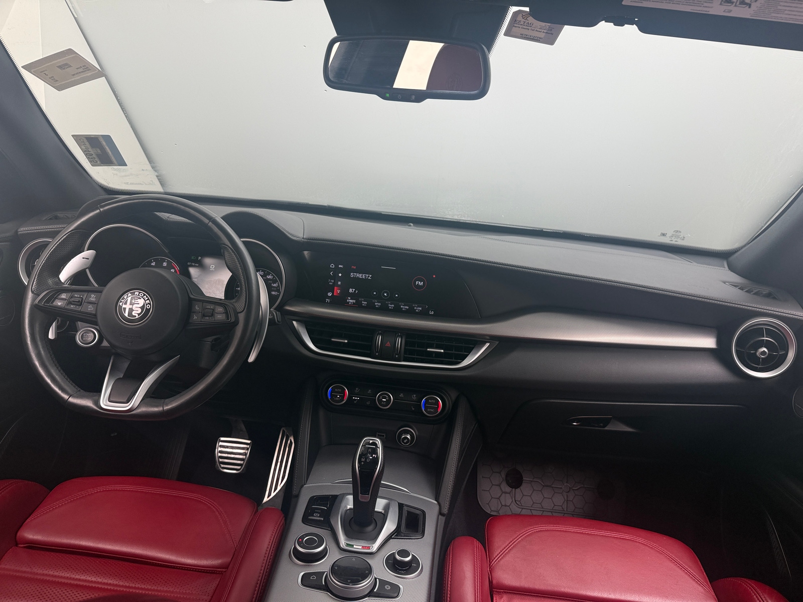 Thumbnail: 2022 Alfa Romeo Stelvio - 2