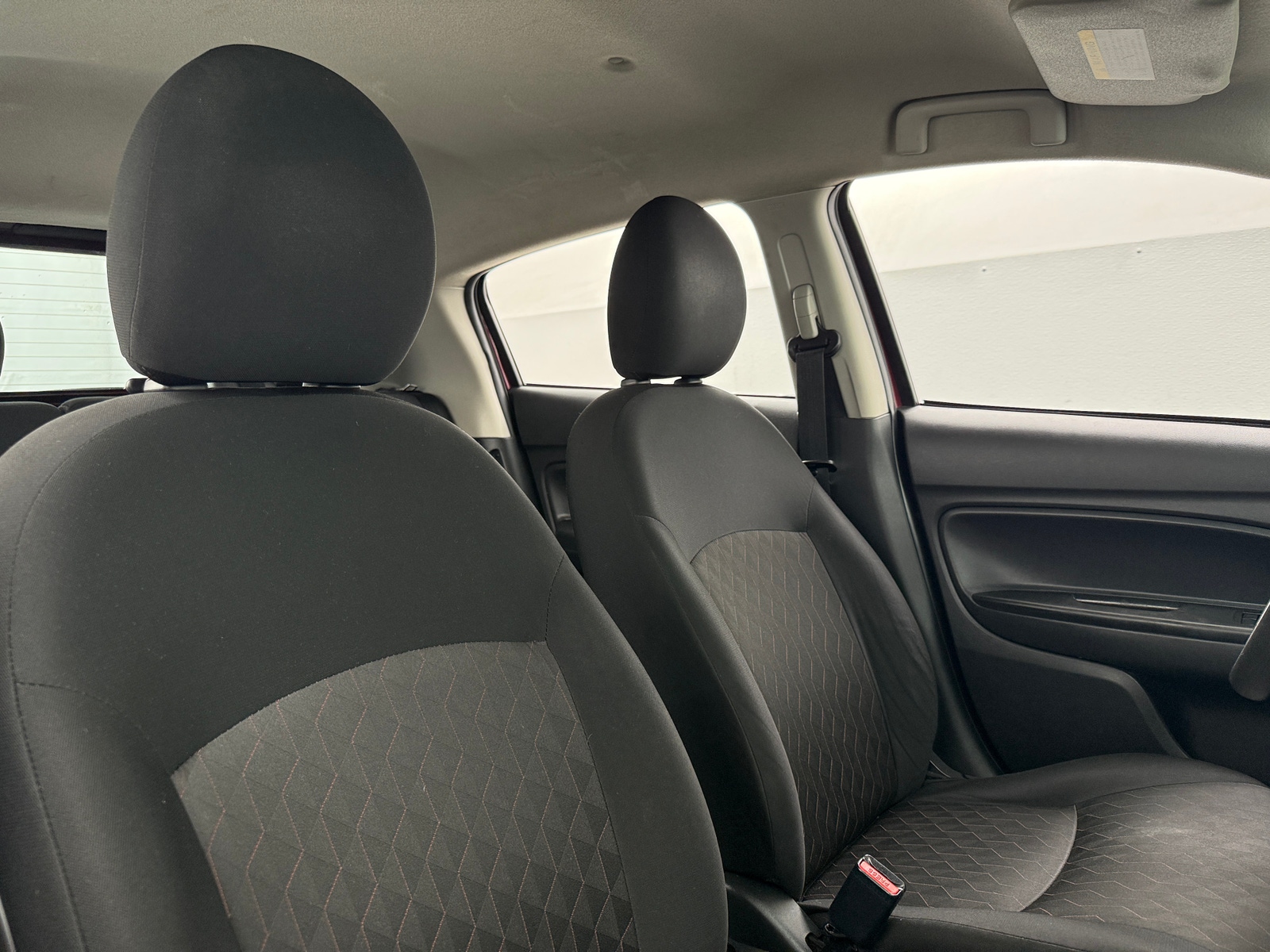 Thumbnail: 2022 Mitsubishi Mirage - 2