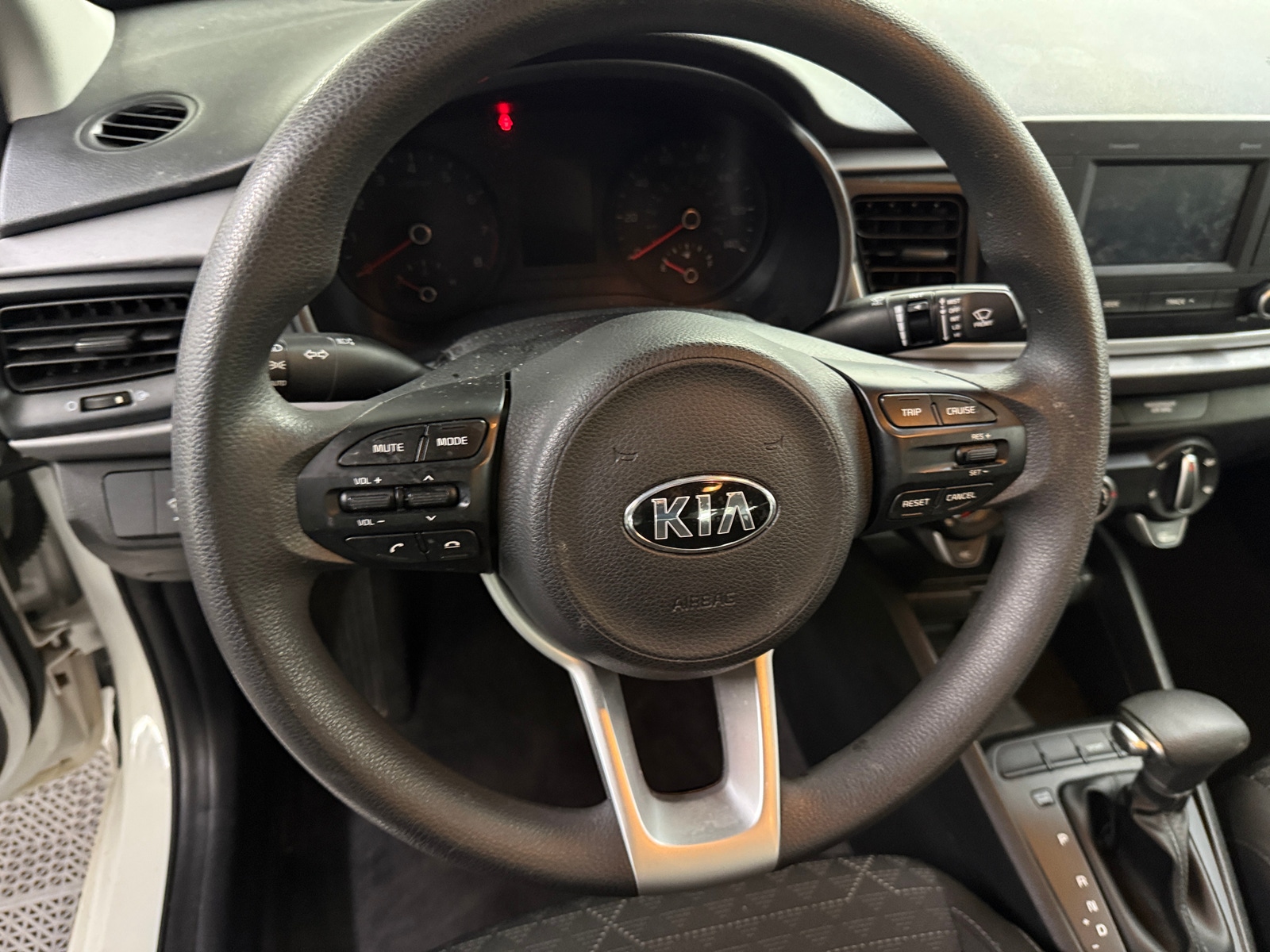 Thumbnail: 2018 Kia Rio - 5