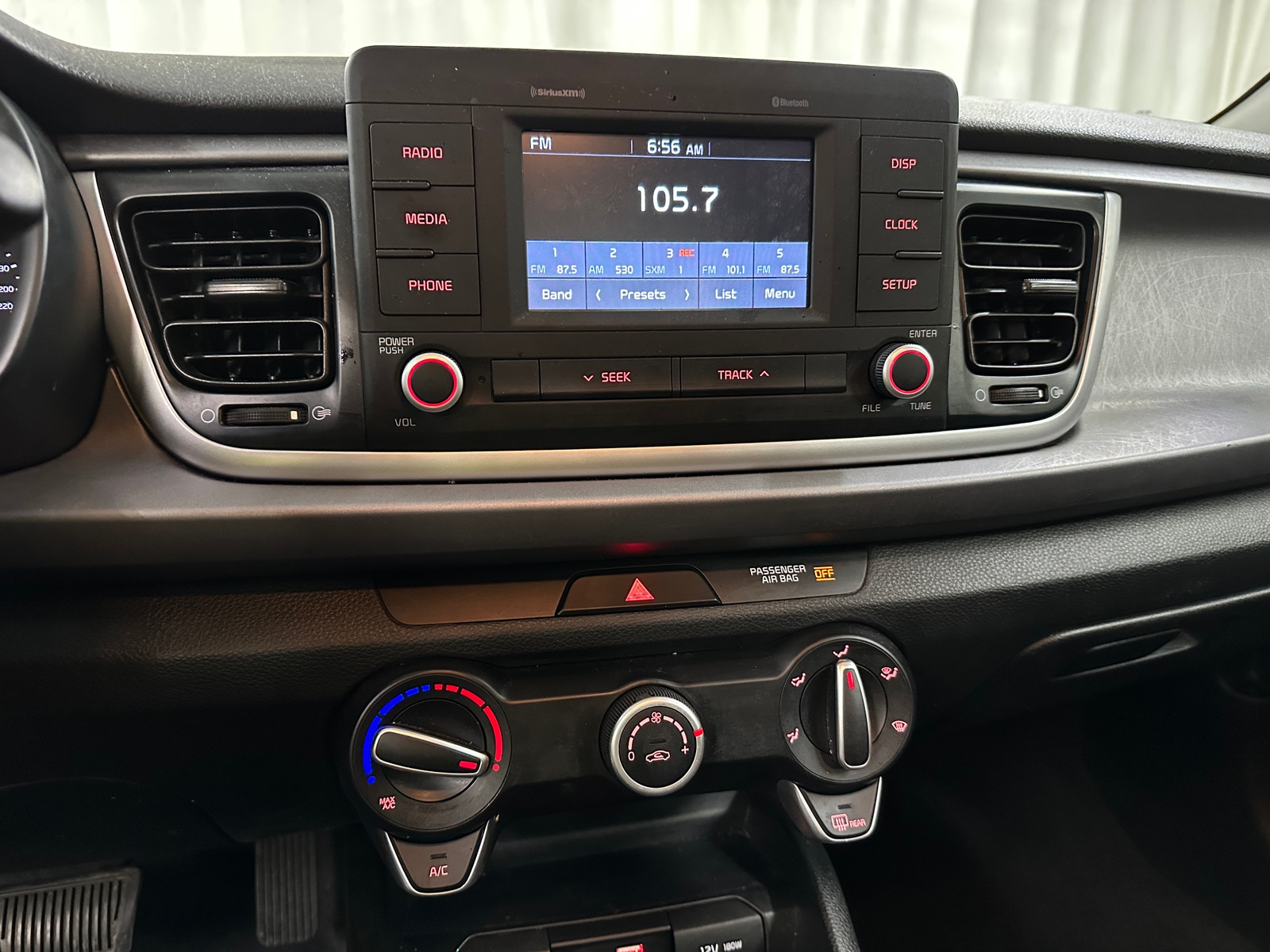 Thumbnail: 2018 Kia Rio - 4