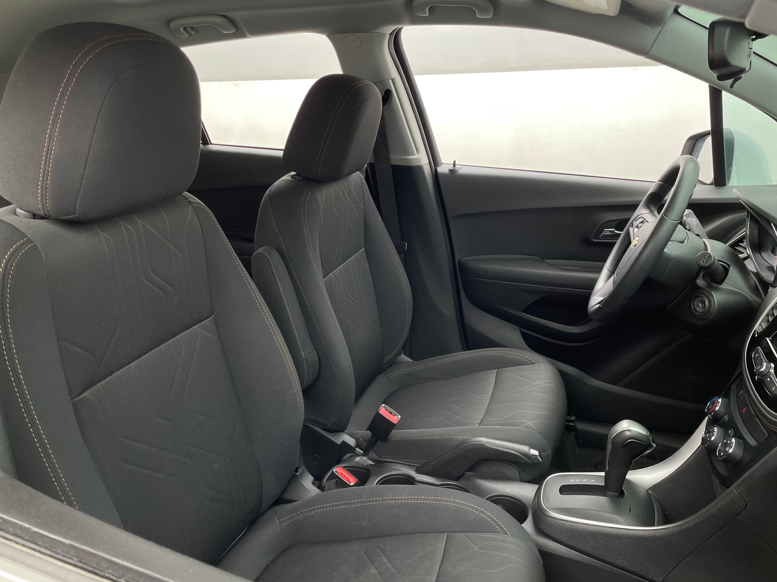 Thumbnail: 2020 Chevrolet Trax - 2