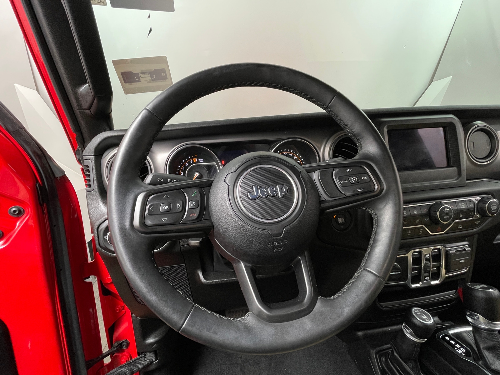 Thumbnail: 2022 Jeep Wrangler - 5