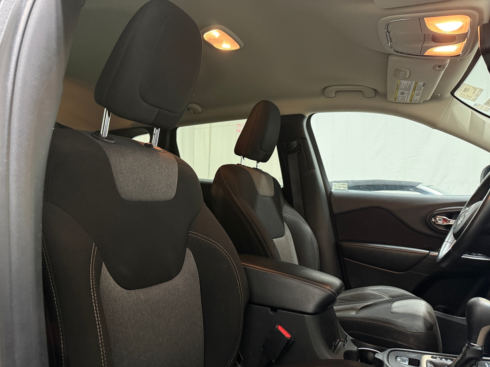 Thumbnail: 2014 Jeep Cherokee - 2