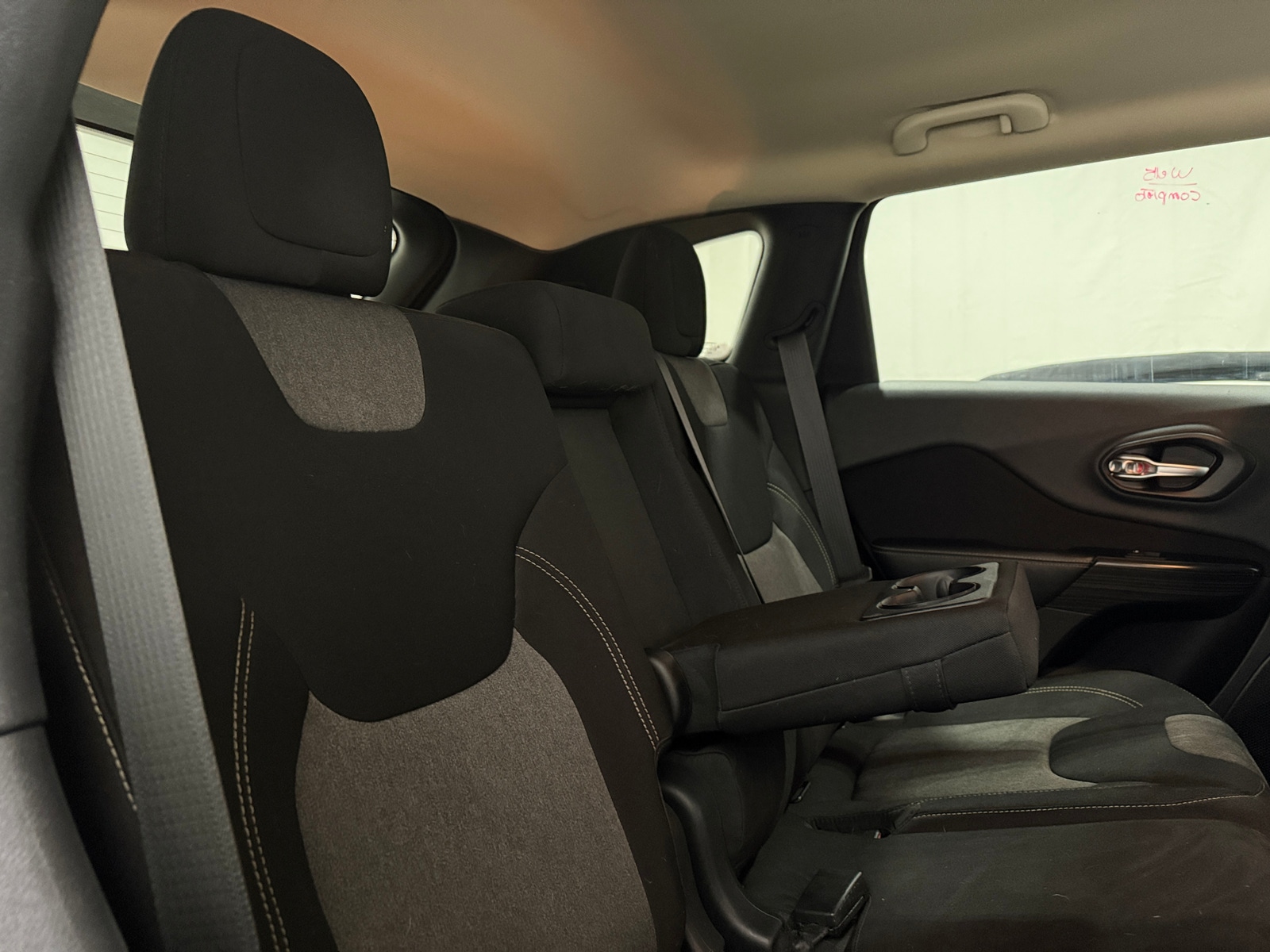 Thumbnail: 2014 Jeep Cherokee - 6