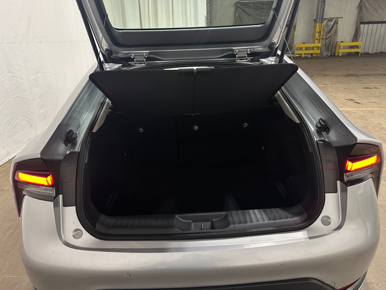 Thumbnail: 2025 Toyota Prius - 7