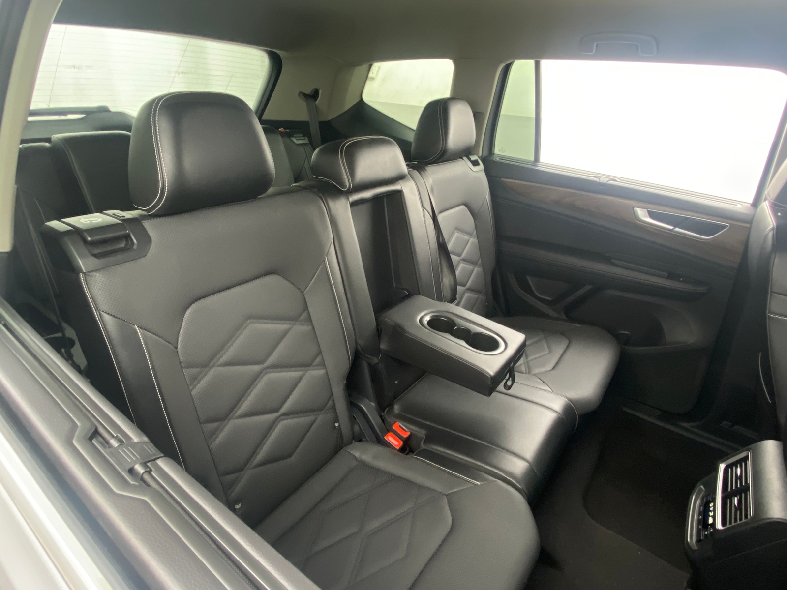 Thumbnail: 2024 Volkswagen Atlas - 5