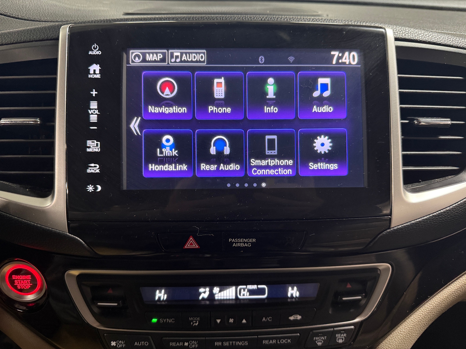 Thumbnail: 2017 Honda Pilot - 3