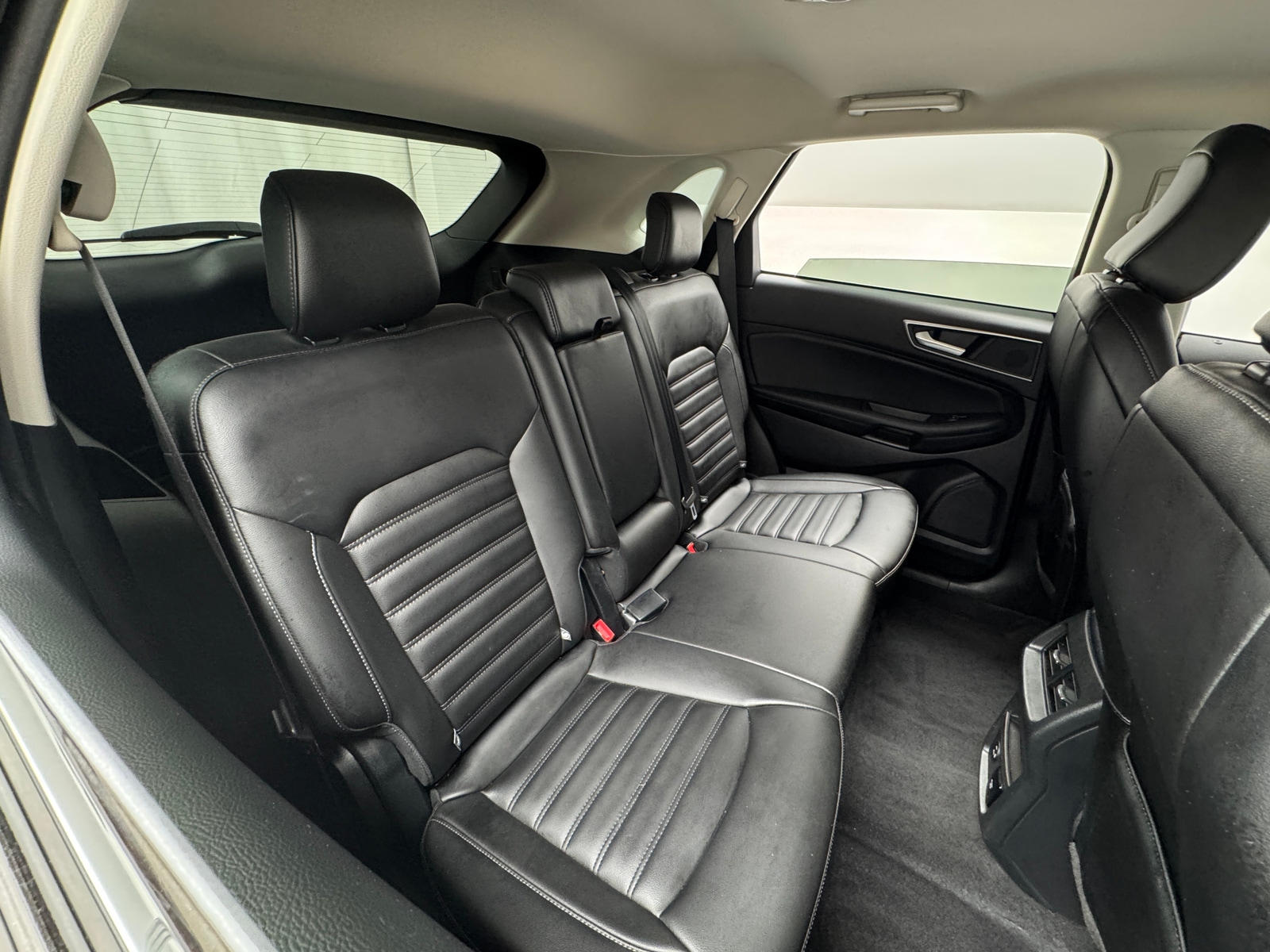 Thumbnail: 2022 Ford Edge - 5