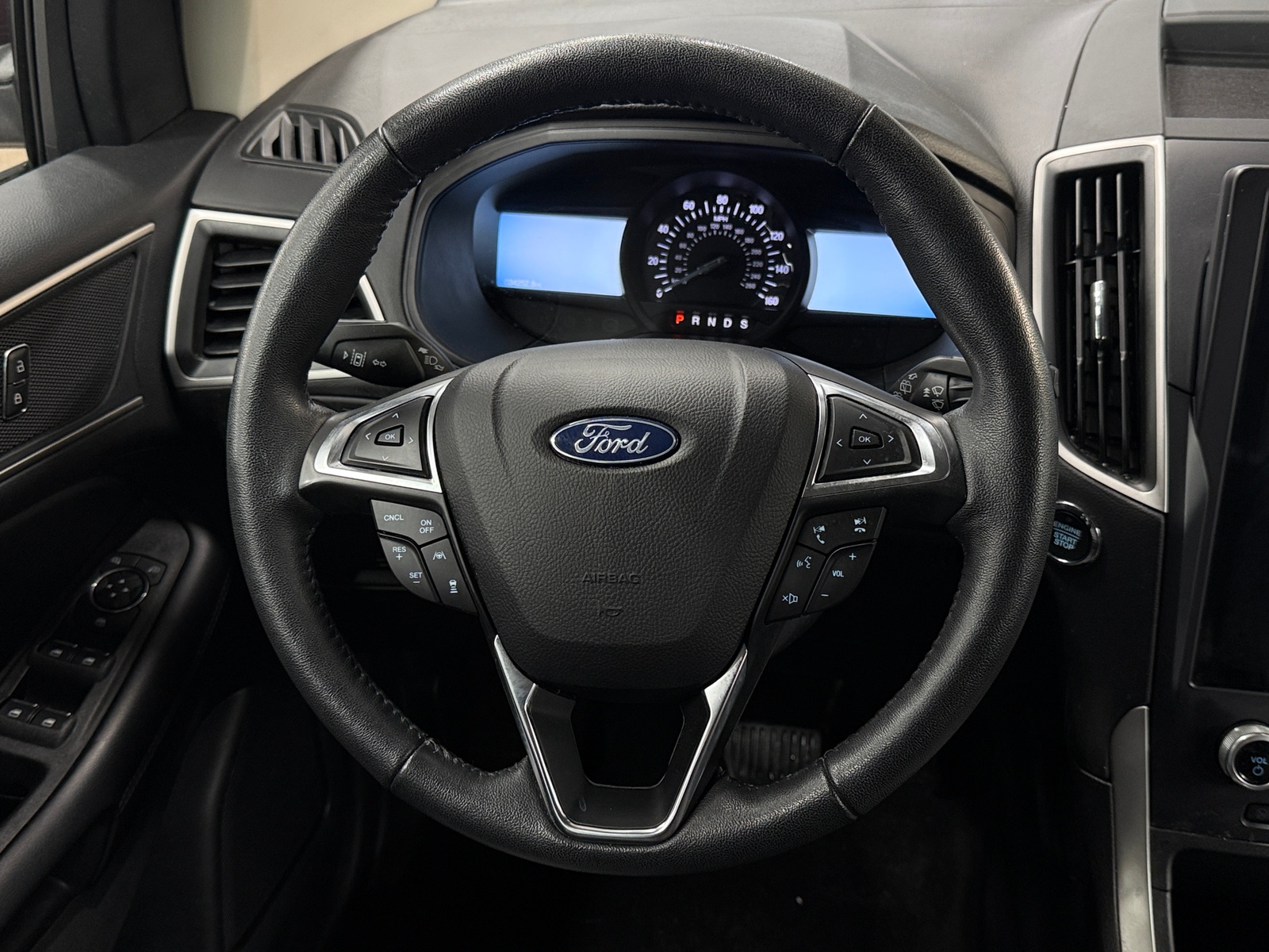 Thumbnail: 2022 Ford Edge - 4