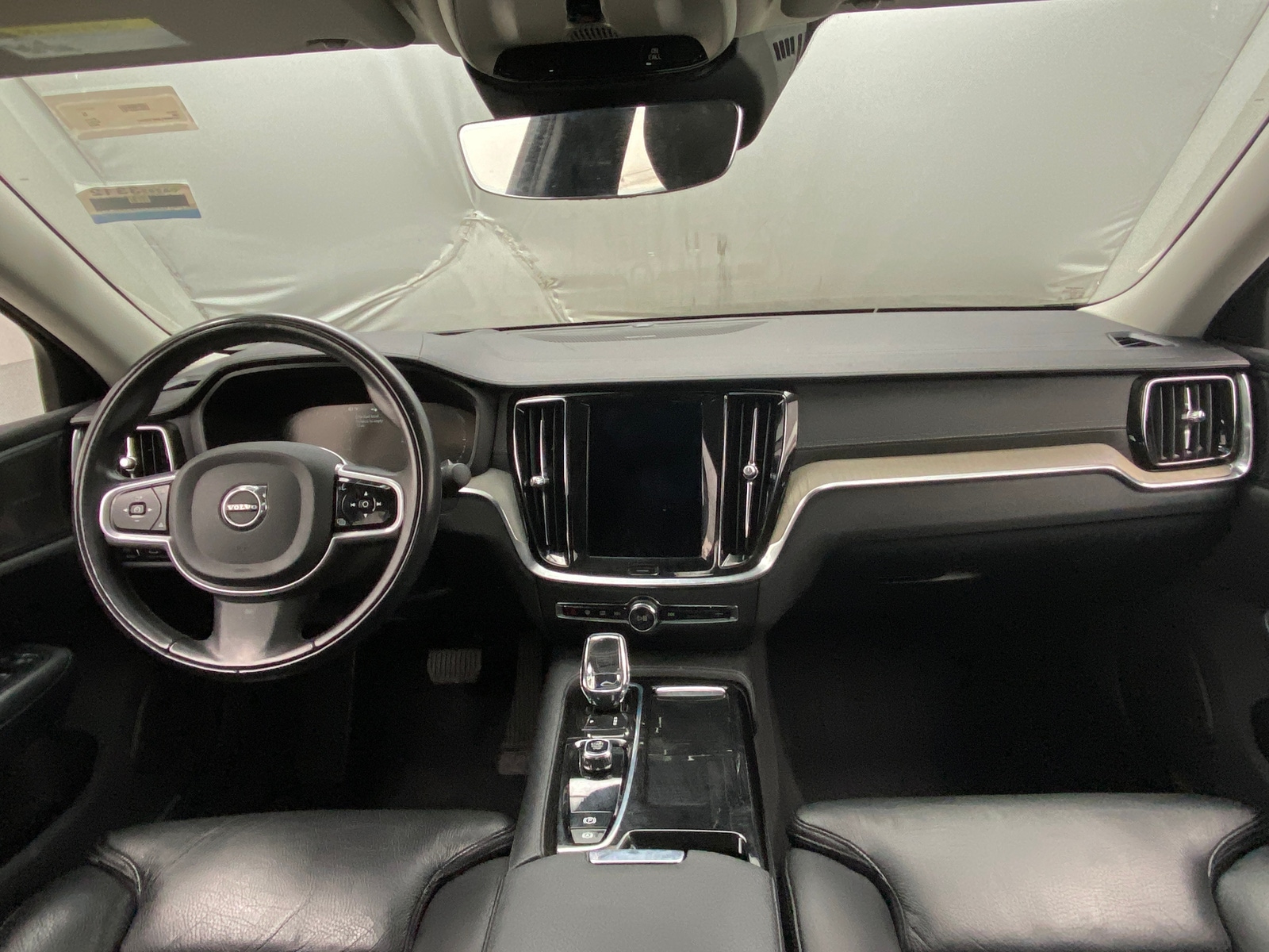 Thumbnail: 2022 Volvo S60 - 2