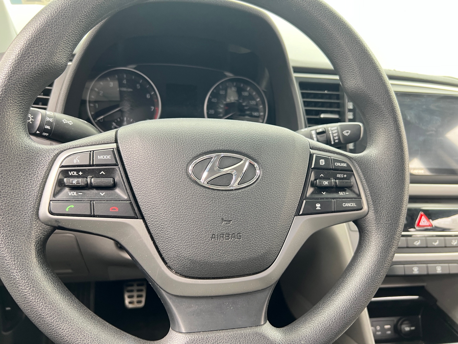 Thumbnail: 2017 Hyundai Elantra - 5