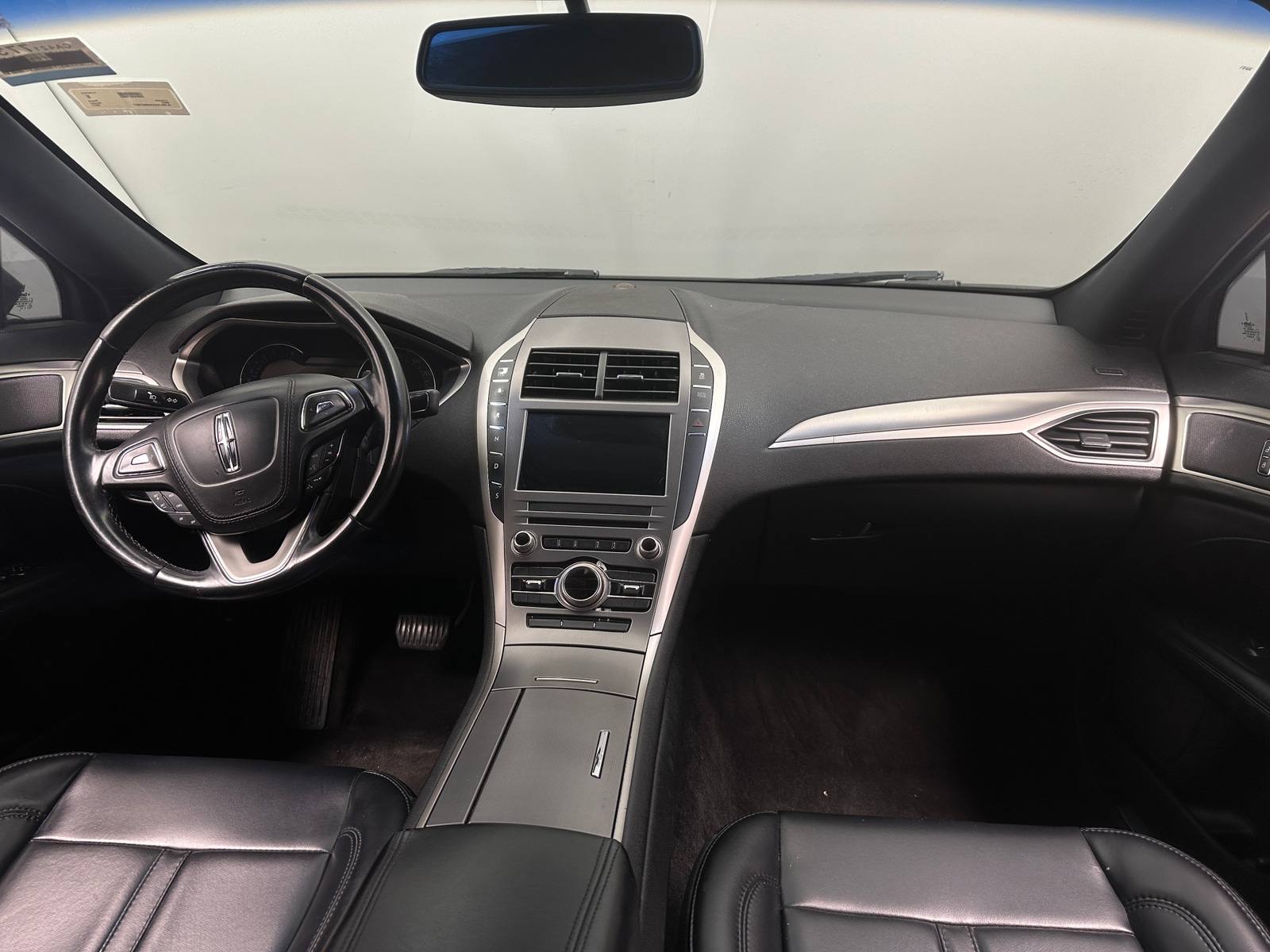 Thumbnail: 2017 Lincoln MKZ - 2