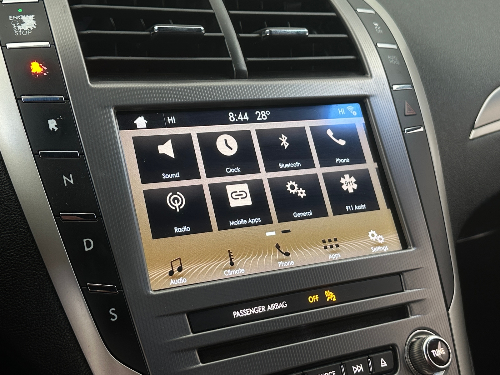 Thumbnail: 2017 Lincoln MKZ - 3