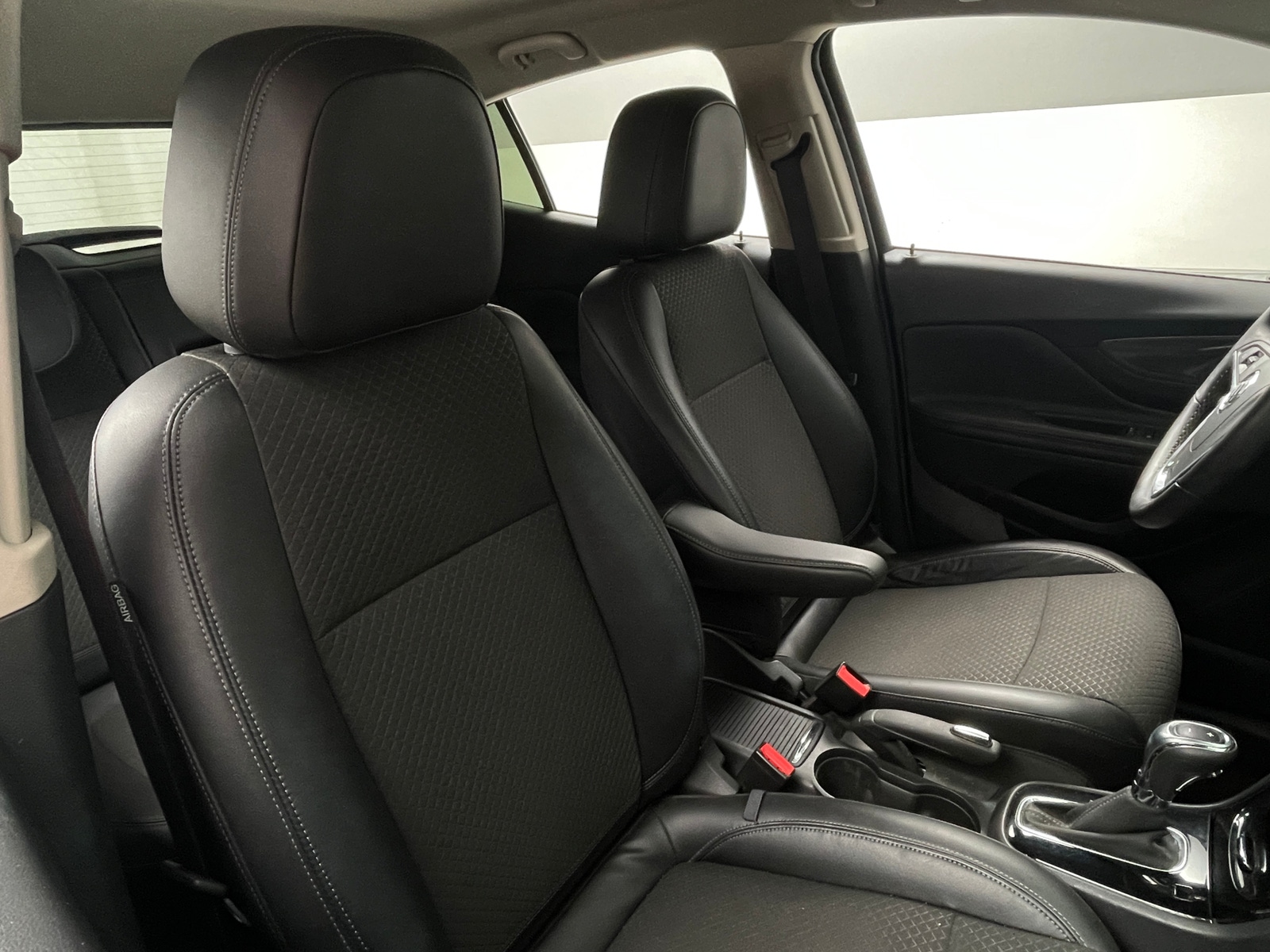 Thumbnail: 2017 Buick Encore - 2