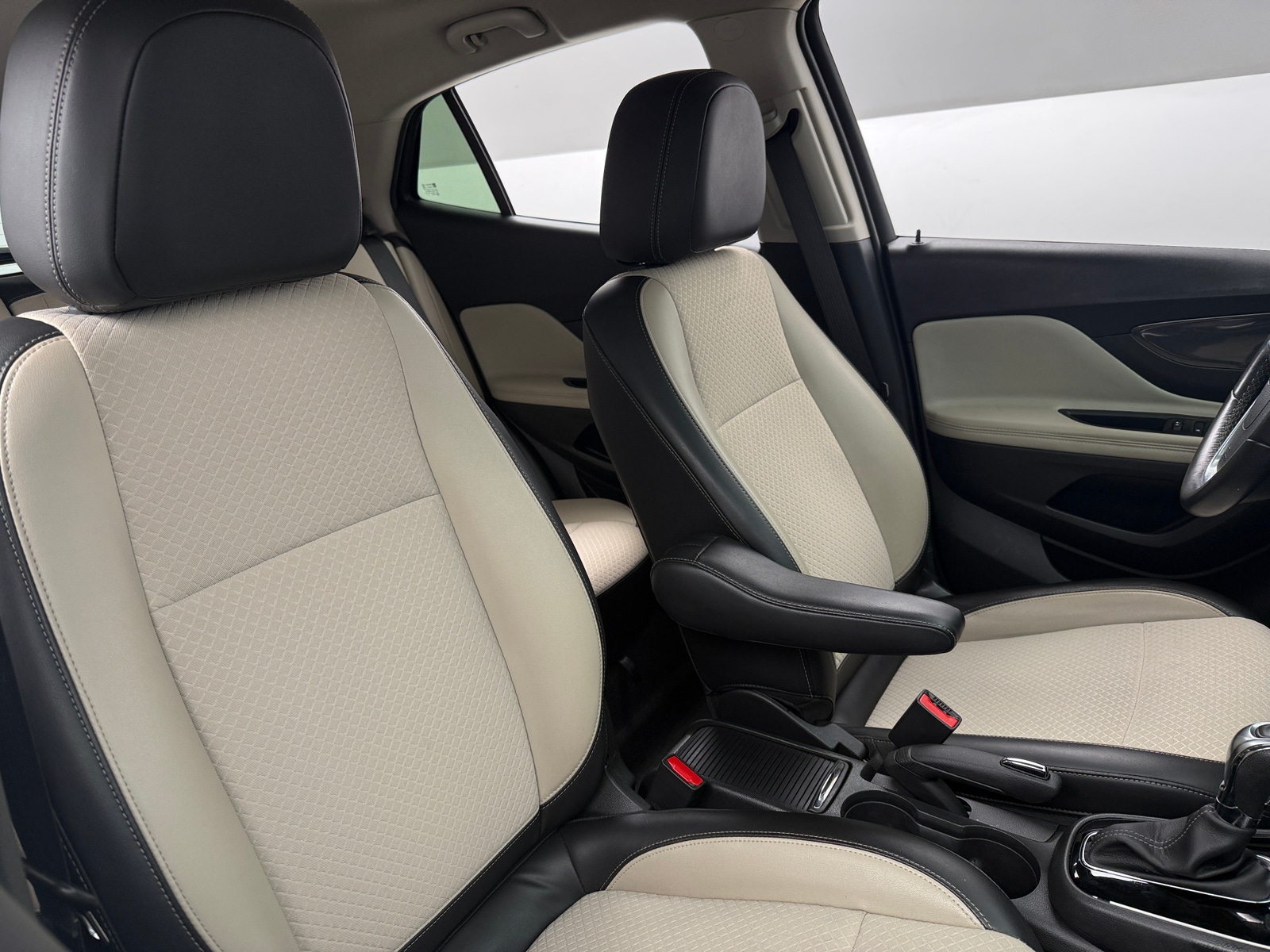 Thumbnail: 2021 Buick Encore - 2