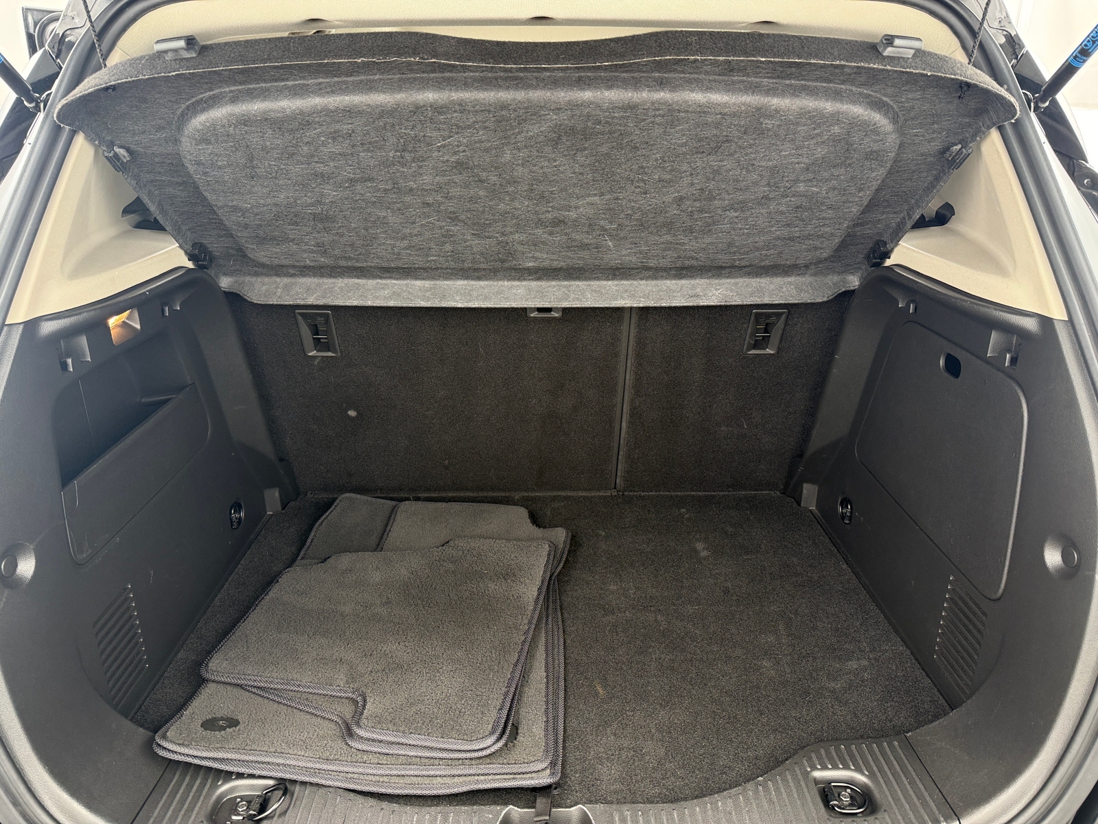 Thumbnail: 2021 Buick Encore - 7