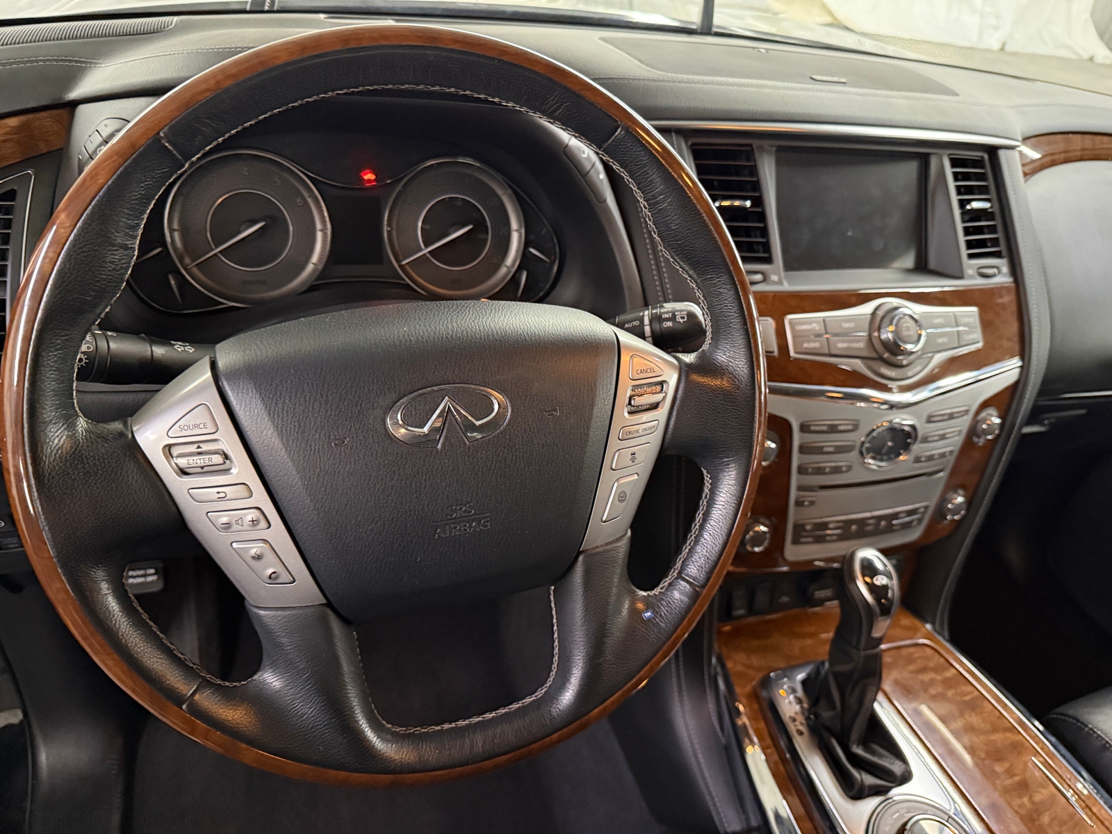 Thumbnail: 2018 INFINITI QX80 - 4