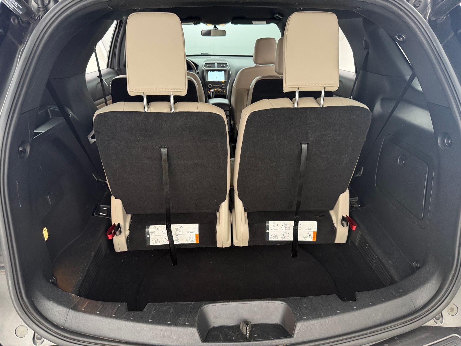 Thumbnail: 2019 Ford Explorer - 7